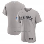 Camiseta Beisbol Hombre New York Yankees Segunda Sponsor Patch Autentico Gris