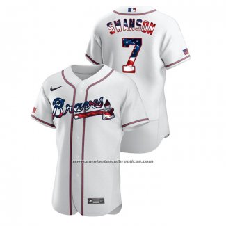 Camiseta Beisbol Hombre Atlanta Braves Dansby Swanson 2020 Stars & Stripes 4th of July Blanco