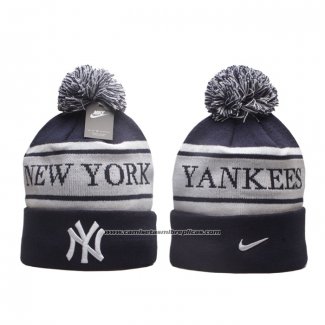 Gorro Beanie New York Yankees New Era Stripe Peak Azul Marino