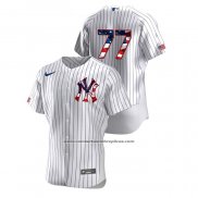 Camiseta Beisbol Hombre New York Yankees Clint Frazier 2020 Stars & Stripes 4th of July Blanco