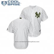 Camiseta Beisbol Hombre New York Yankees 2018 Dia de los Caidos Cool Base Blanco