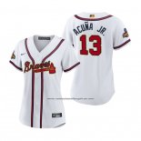 Camiseta Beisbol Mujer Atlanta Braves Ronald Acuna Jr. 2022 Gold Program Replica Blanco